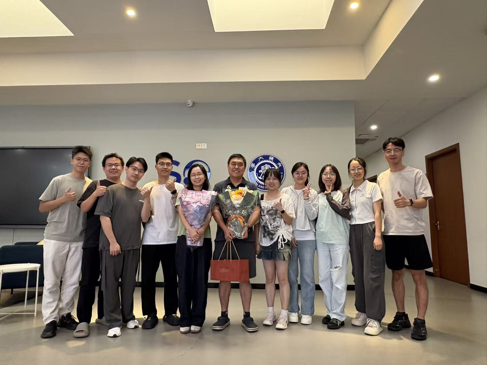 2026年9月教师节师生合影
