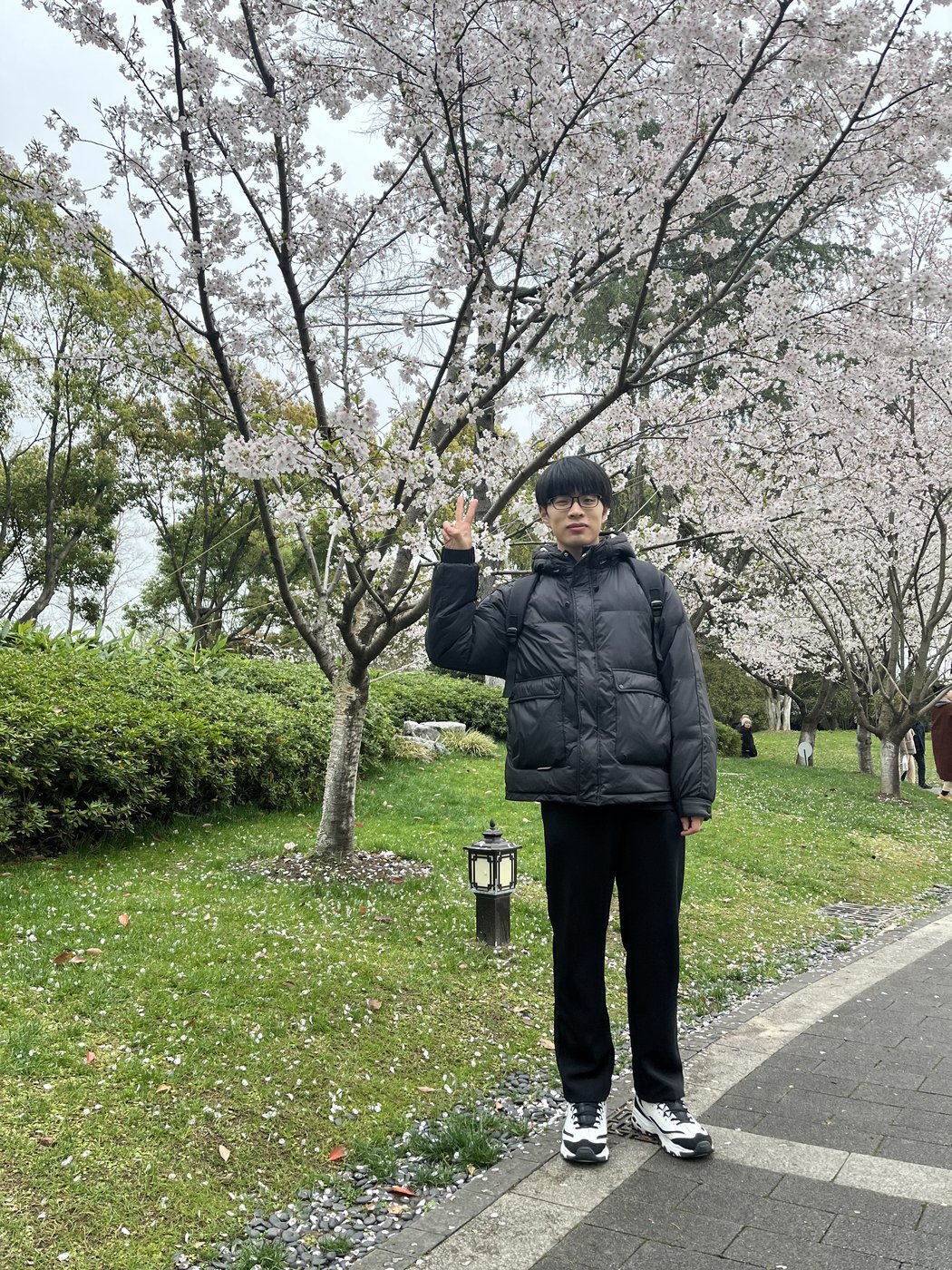 周冬煊照片